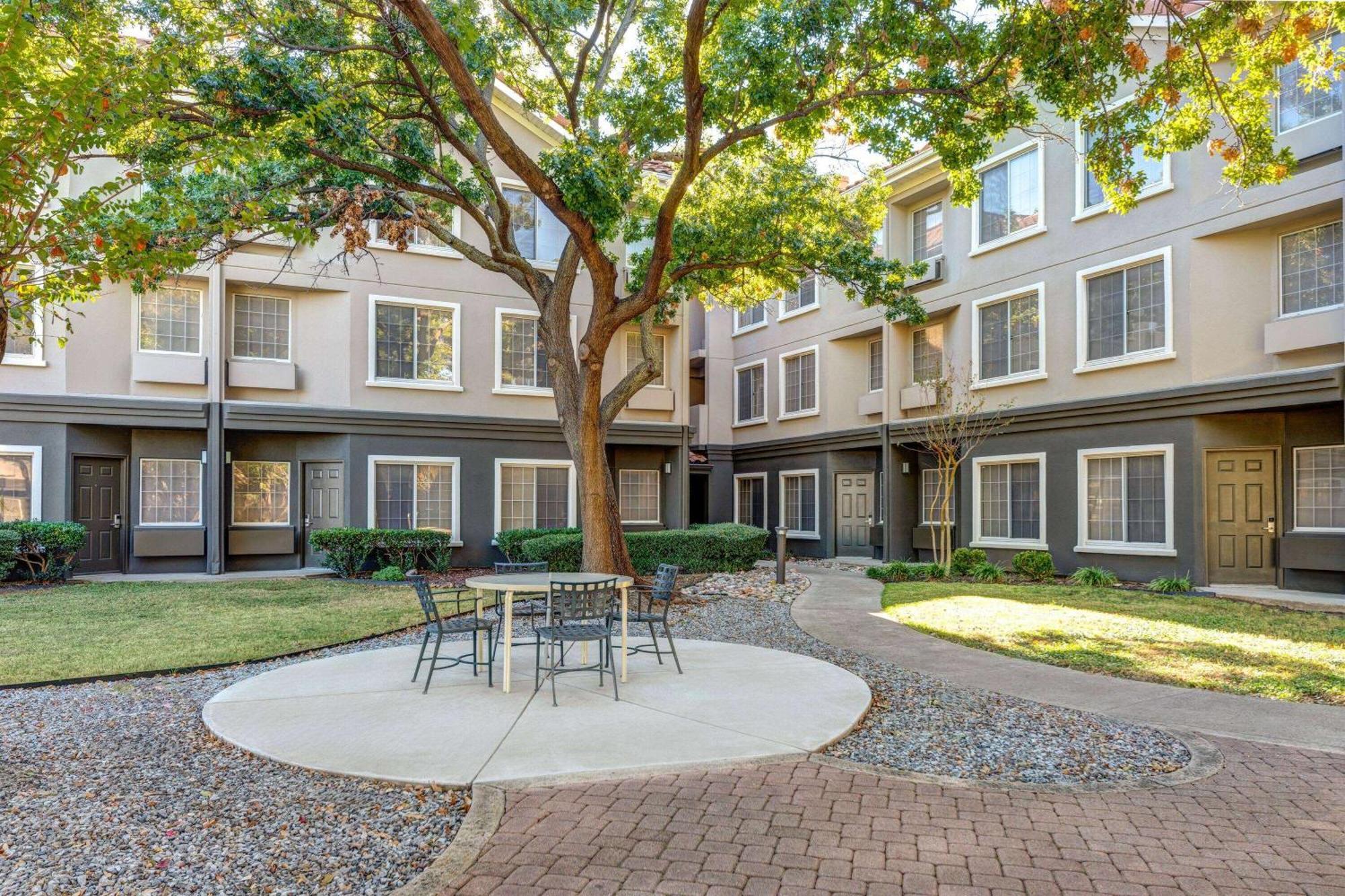 La Quinta By Wyndham Dallas Dfw Airport North Irving Luaran gambar